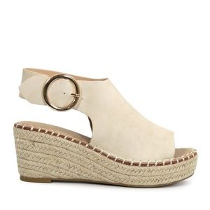 Catherine Malandrino wedge peep toe sandal tan